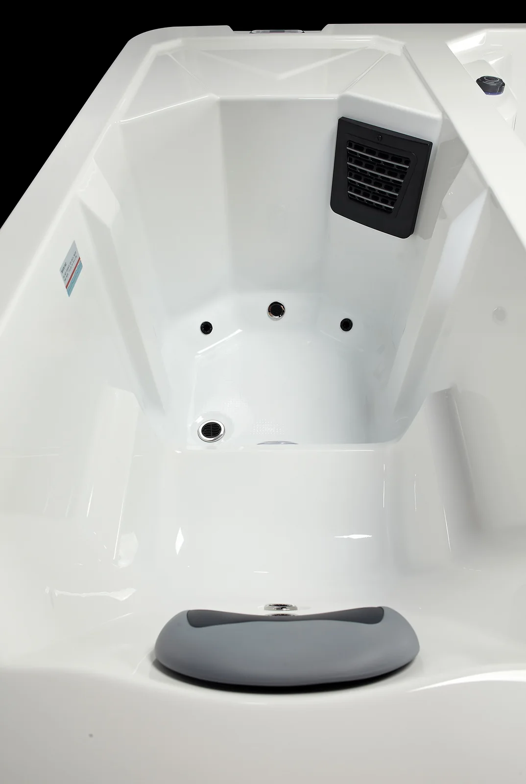 Spa Barbade : détail de l’intérieur de la cuve